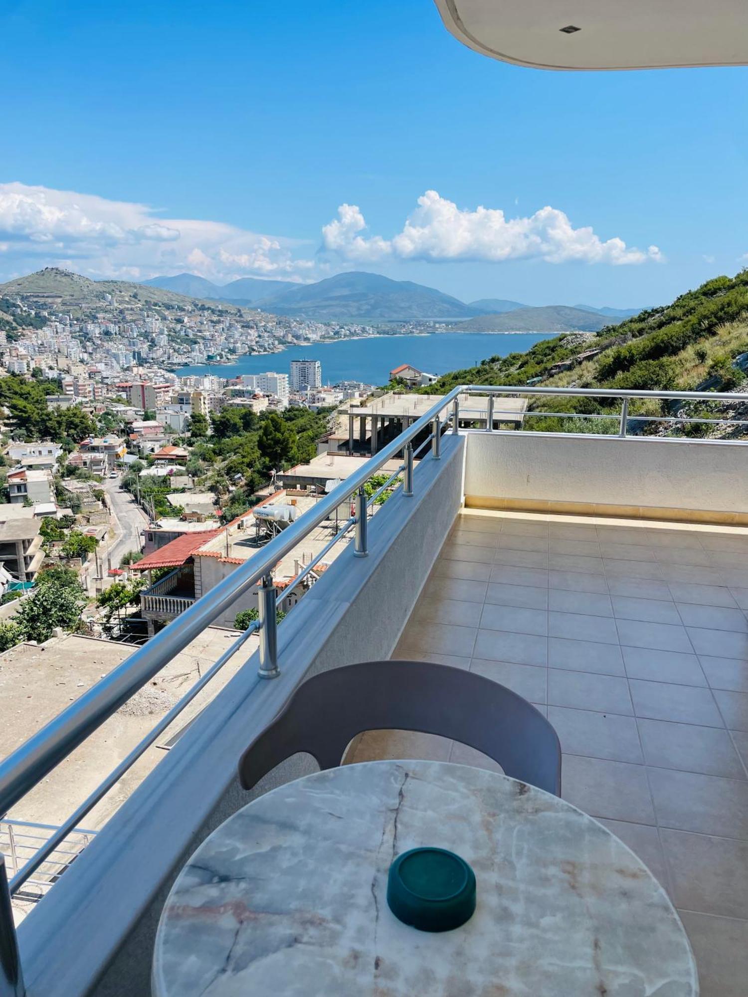 Vitamin Sea * Sarandë
